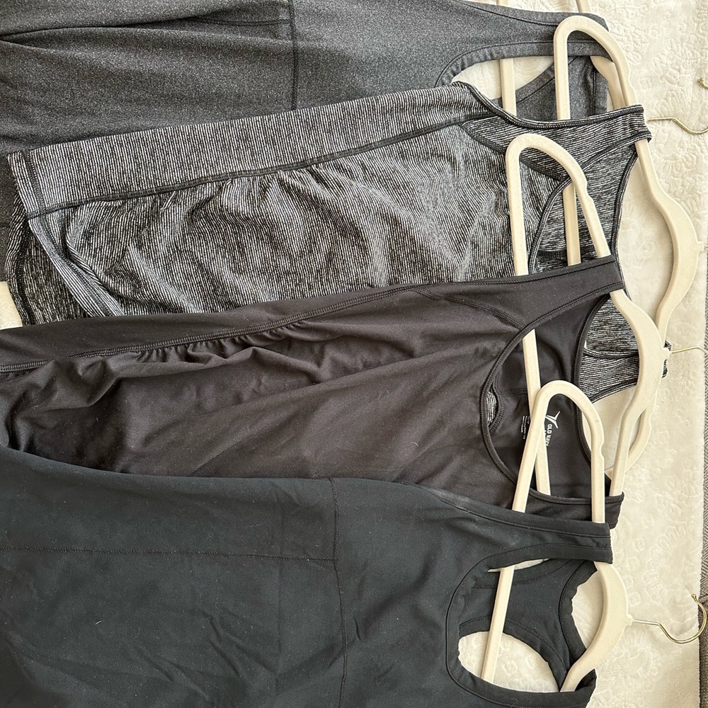 Bundle of active maternity shirts